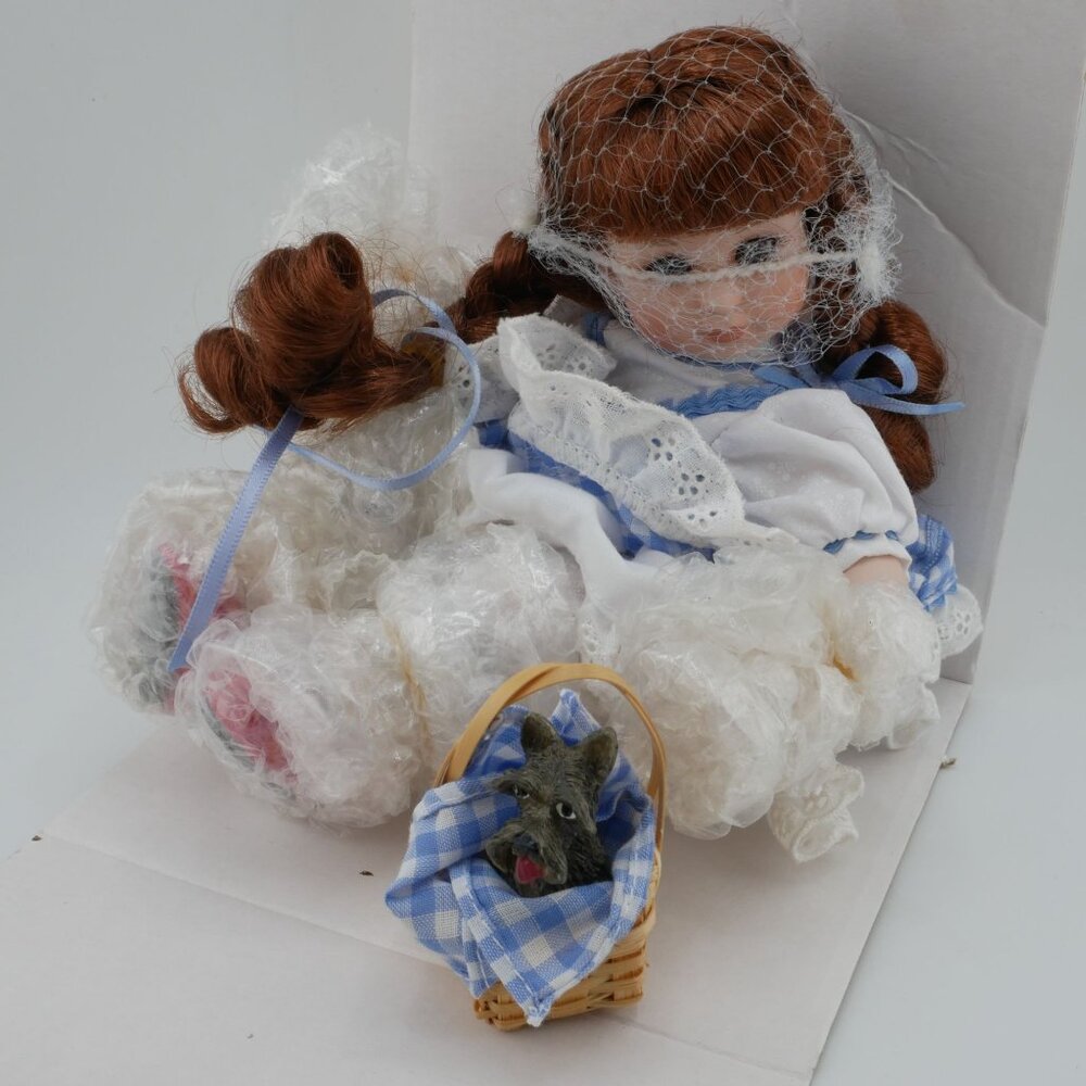 Marie Osmond Tiny Tots Dorothy/Wizard of Oz Doll W/Toto Basket COA VTG LE #8811 - Picture 2 of 7